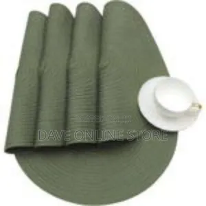 6-Piece Set of Durable Woven Round Placemats