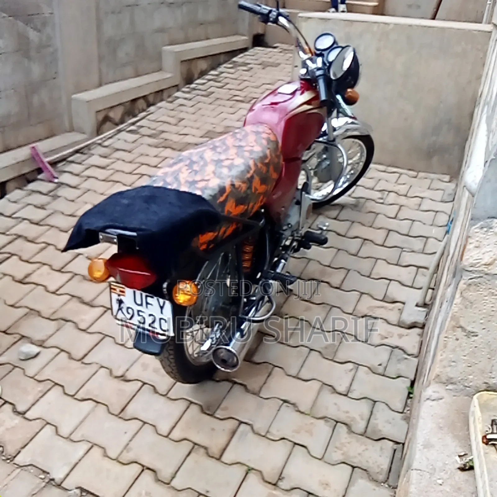 Bajaj Boxer 2022 Red