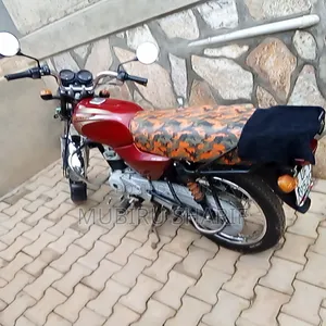 Bajaj Boxer 2022 Red