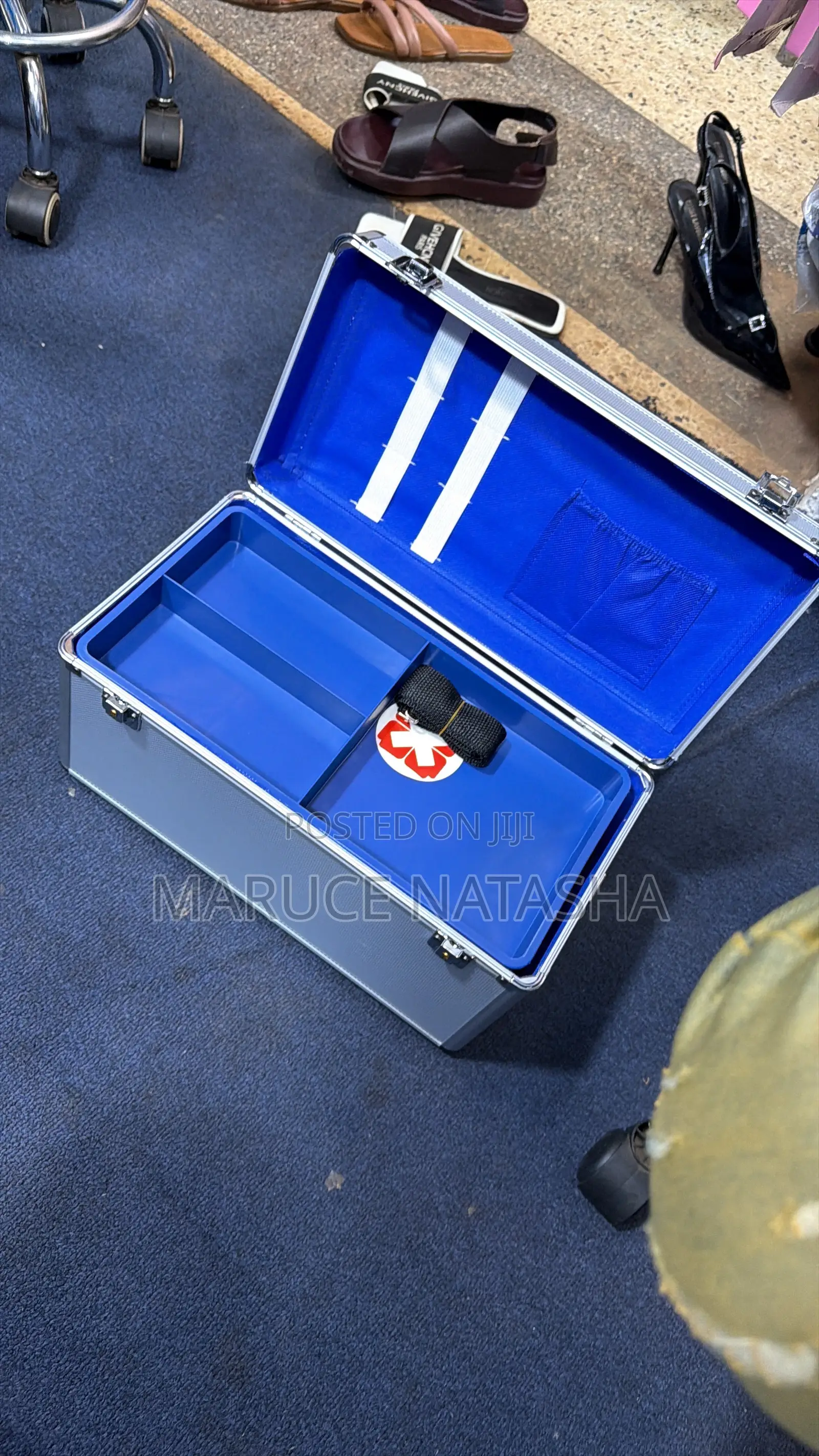 Silver Medium Firstaid Box