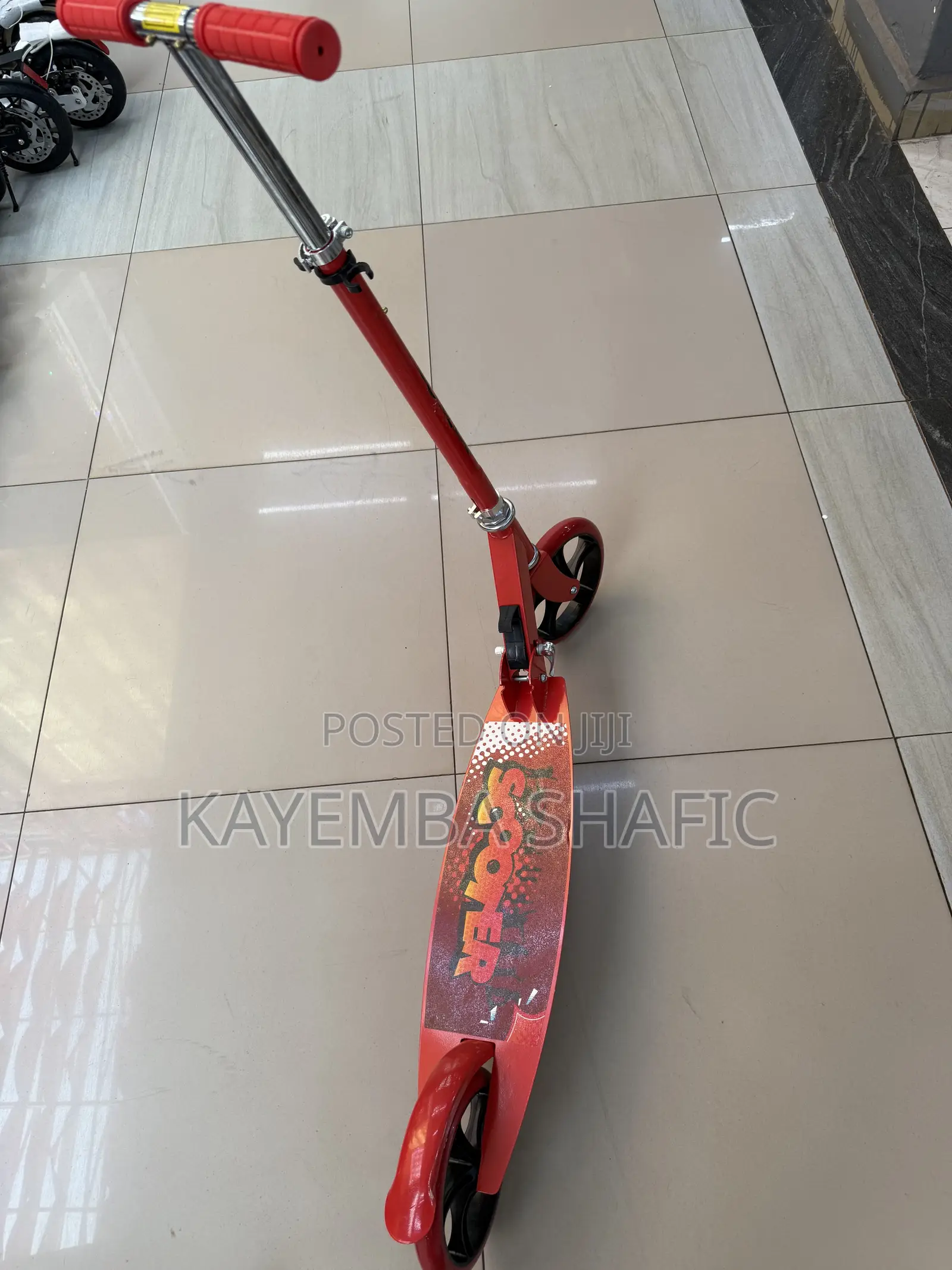 Foldable Steel Frame Kick Scooter With Adjustable Handlebars