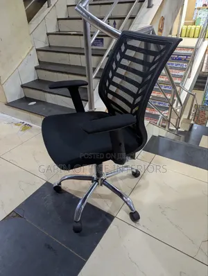 Mesh Back Office Chair With Adjustable Armrests