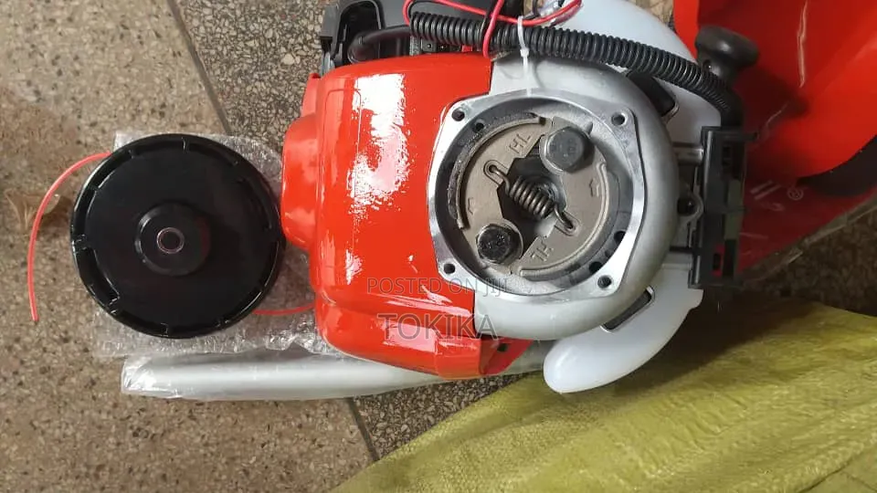Can Fly 2 Stroke Brush Cutter/ Grasscutter