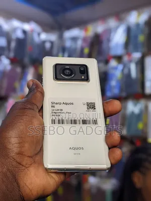 Sharp Aquos R6 128 GB White