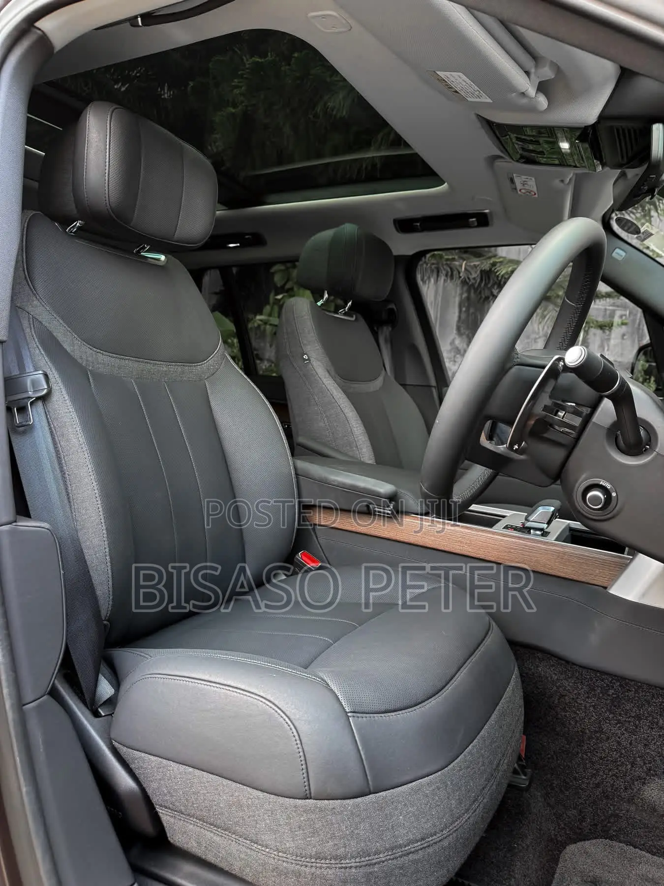 Land Rover Range Rover Vogue 2024 Gray