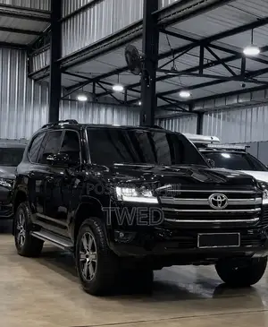 New Toyota Land Cruiser LC300 2023 Black