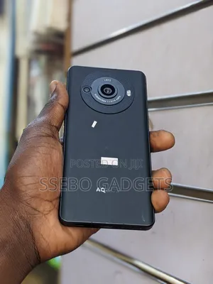 Sharp Aquos R8s pro 256 GB Black