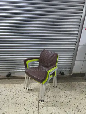 Mat Meshed Back Plastic Chairs Plastic Chairs