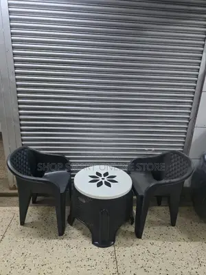 Plastic Dining Centre Table and Chairs