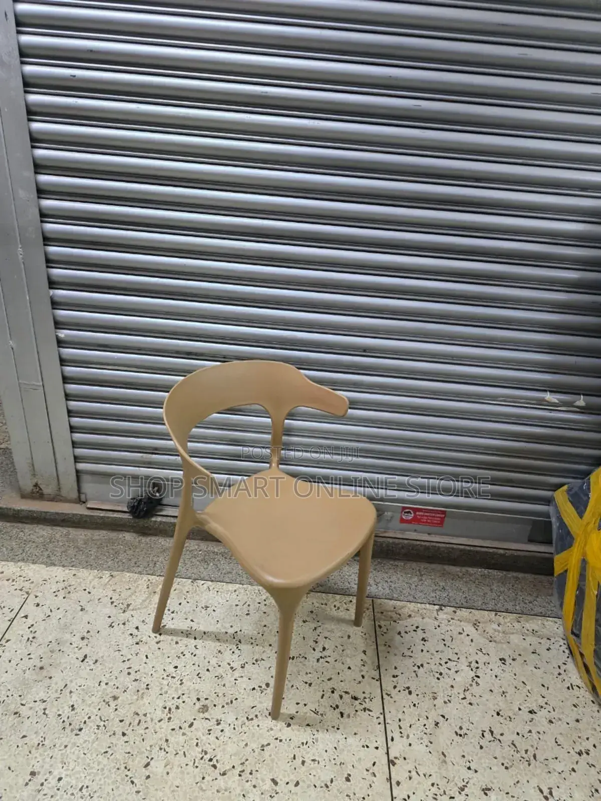 Horned Design Dining Plastic Chairs Plastic Chairs