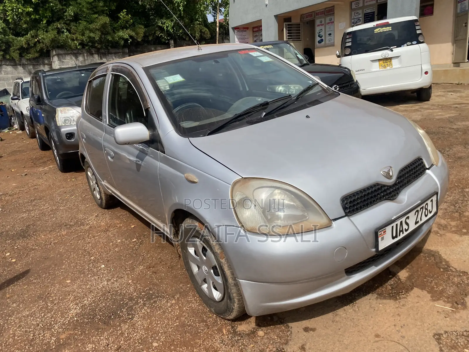 Toyota Vitz 2007 Silver