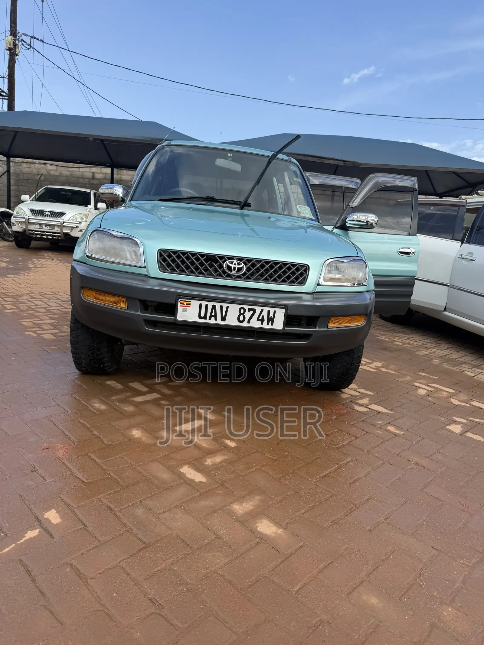 Toyota RAV4 Base 4x4 1996 Blue