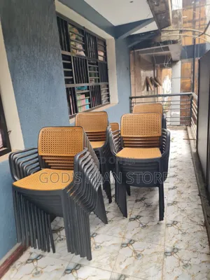 Cafeteria Armed Plastic Chairs Plastic Chairs