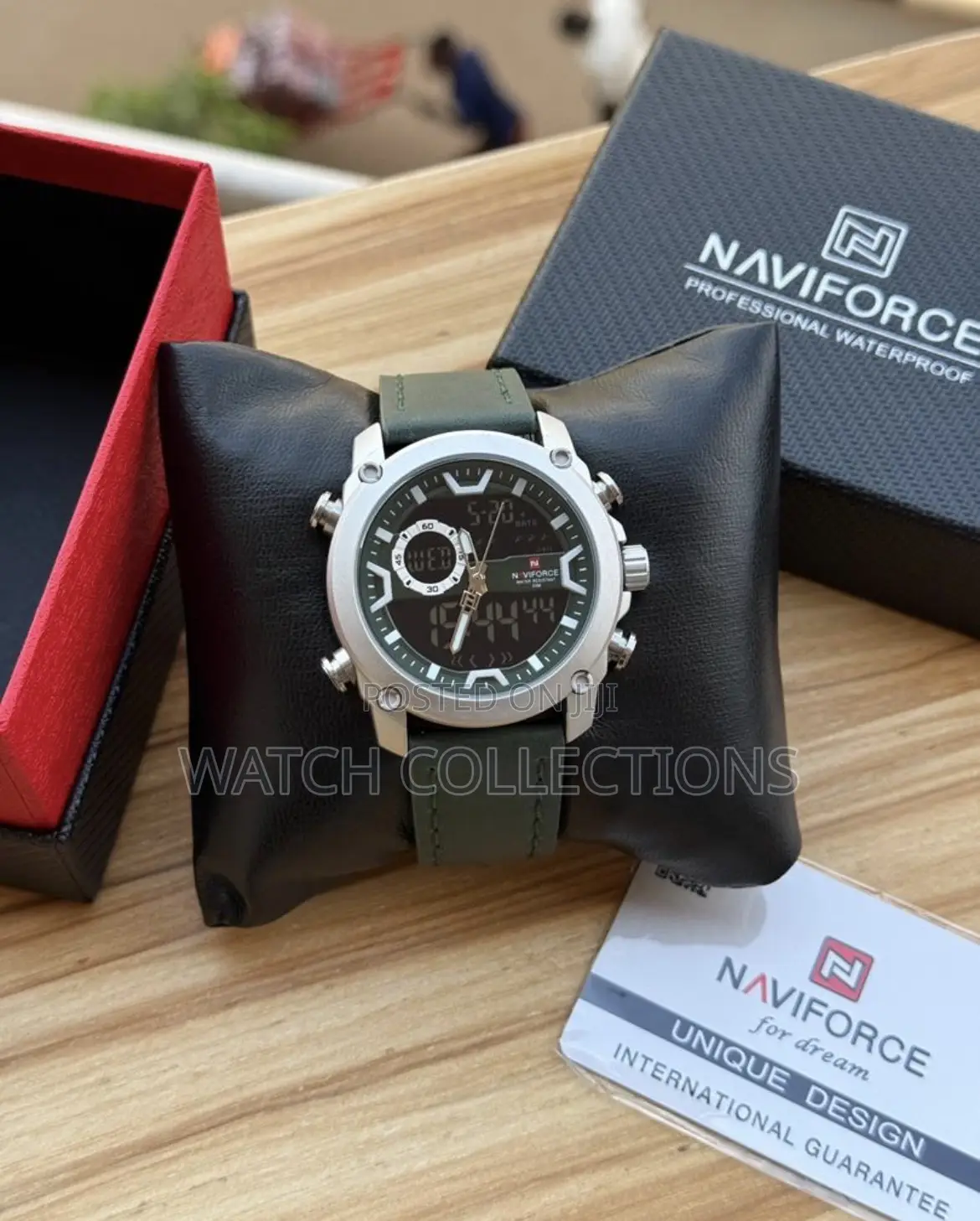 Leather Strap Dual Display Mens Watch