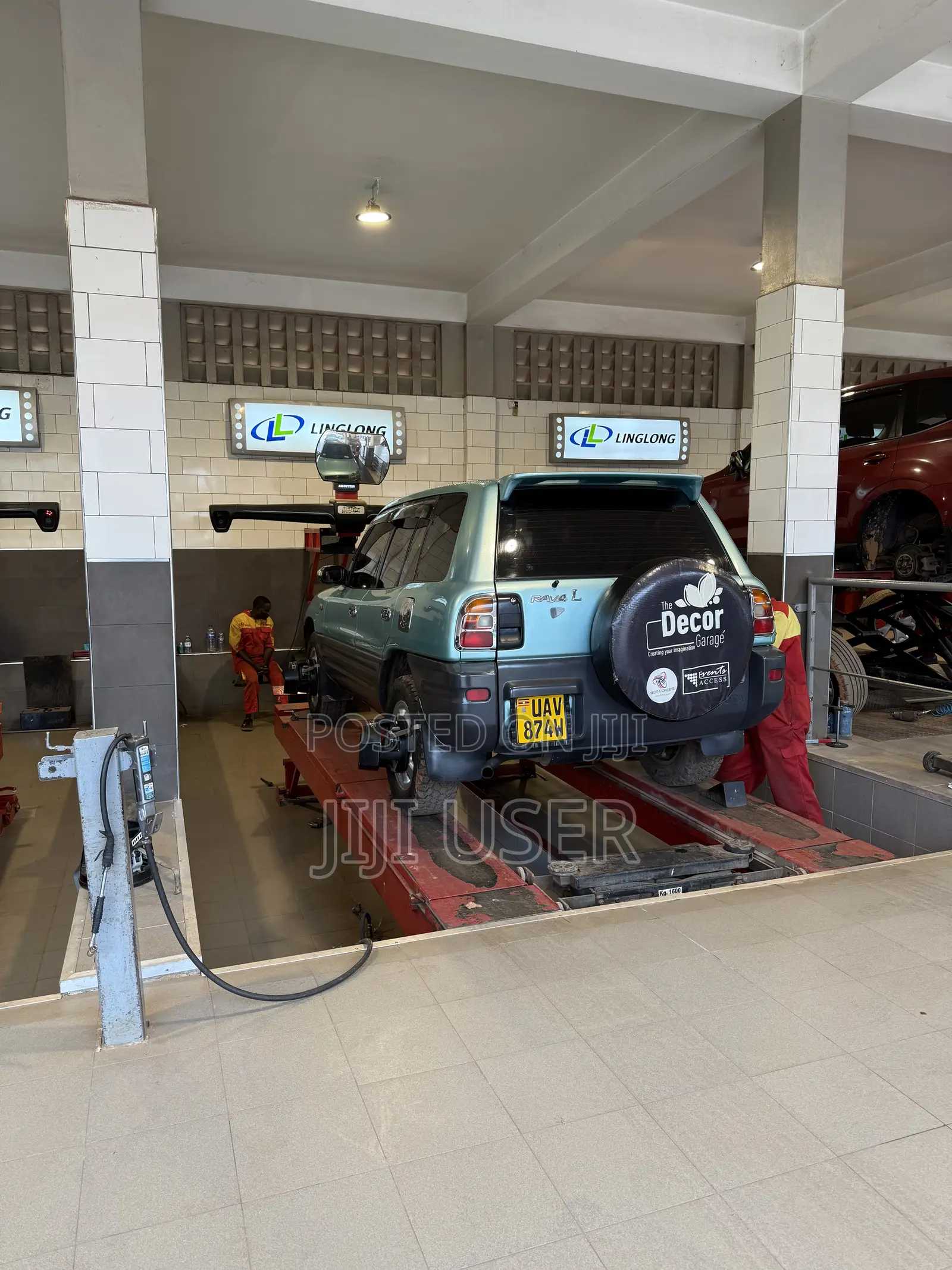 Toyota RAV4 Base 4x4 1996 Blue