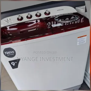 Samsung 9kg Twin Tub Washing Machine in White With a Red