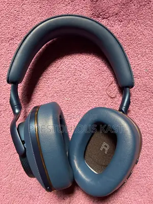 Bowers and Wilkins Headphone