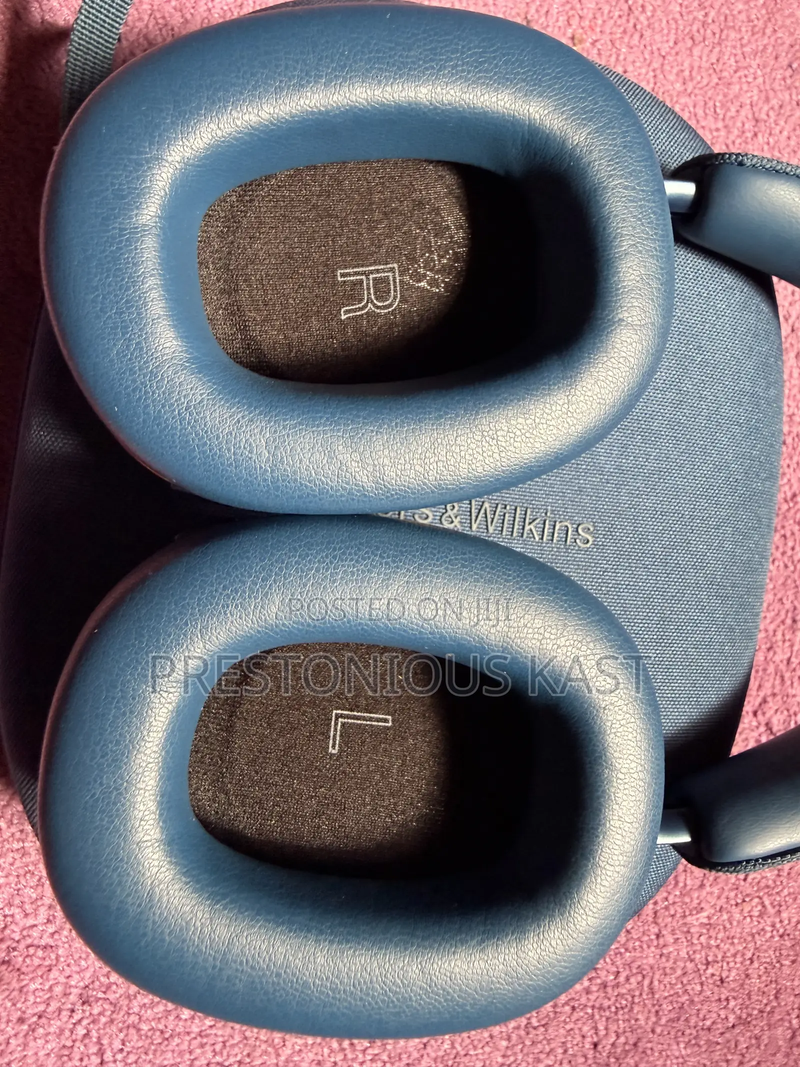 Bowers and Wilkins Headphone