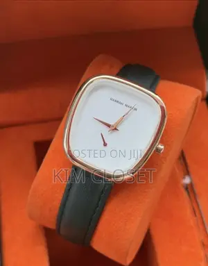 Slim With White Dail