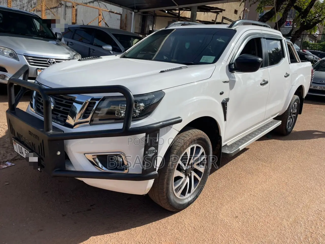 Nissan Navara 2016 White