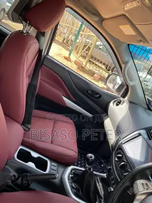 Nissan Navara 2016 White