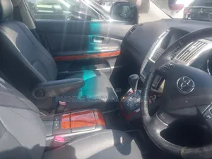 Toyota Harrier 2.4 2012 White
