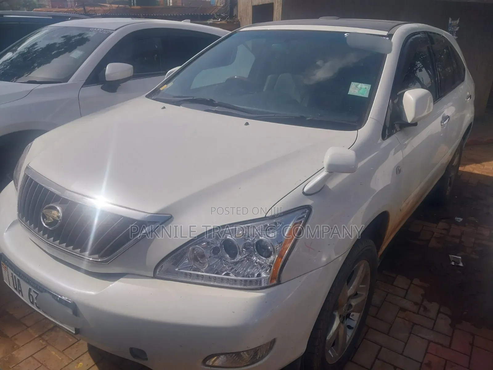 Toyota Harrier 2.4 2012 White