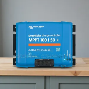 100/ 50a Victron Interstellar MPPT Charge Controller