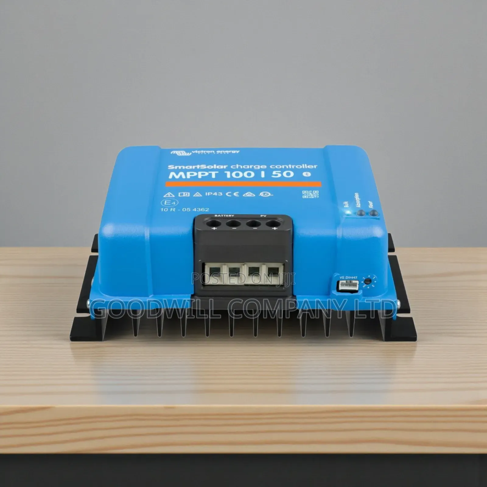 100/ 50a Victron Interstellar MPPT Charge Controller