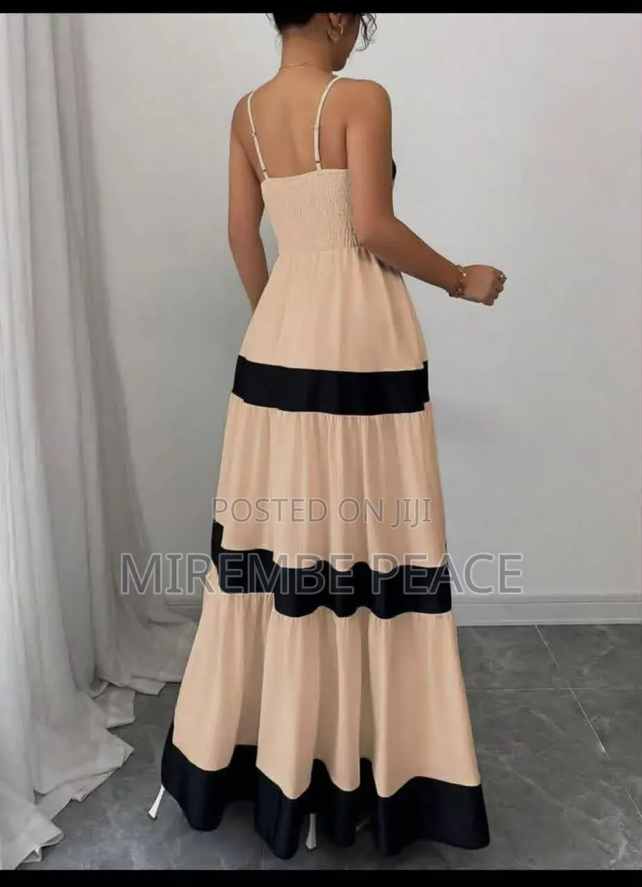 Color Blocked Max Dresses
