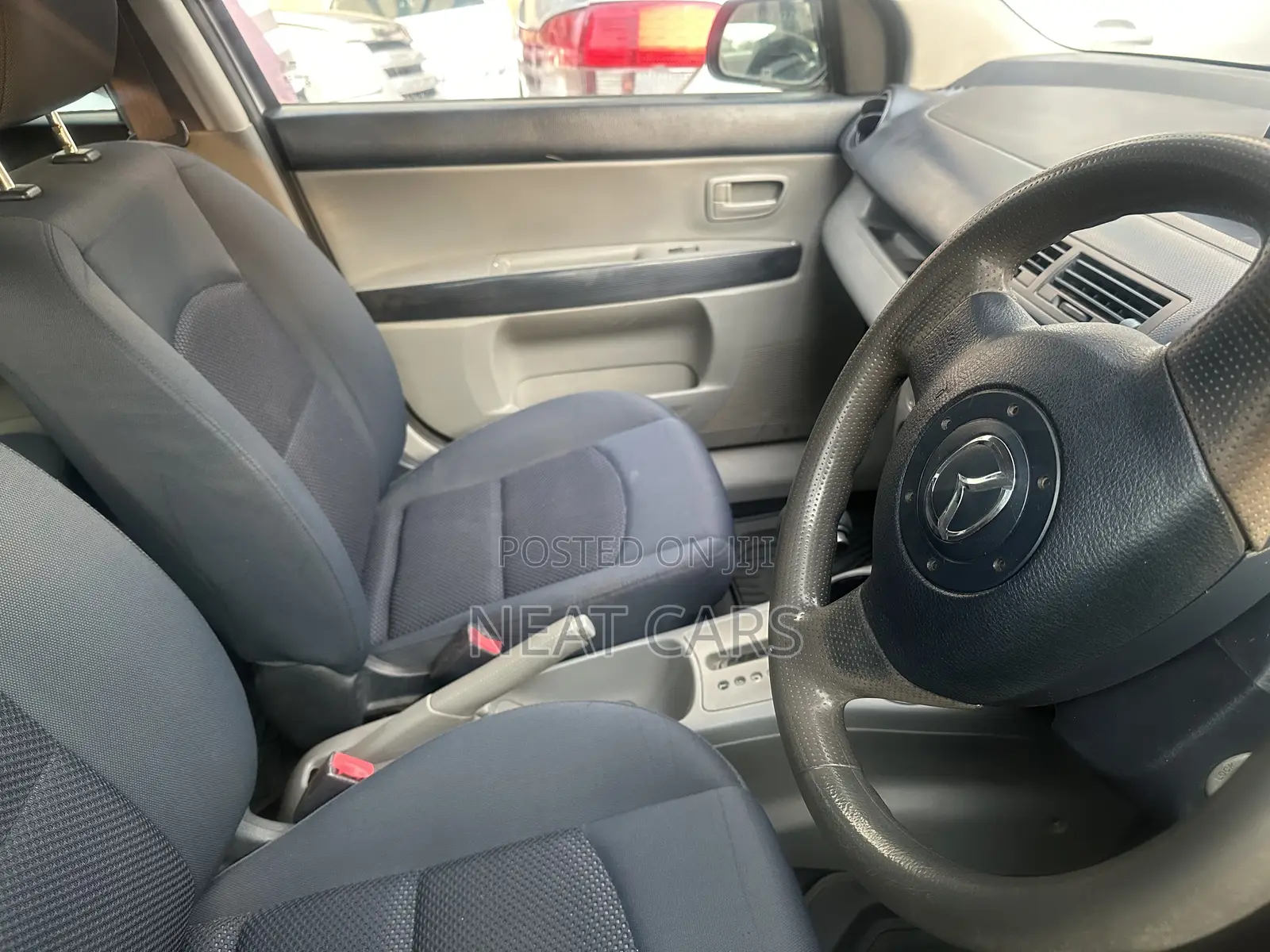Mazda Demio 2004 Silver