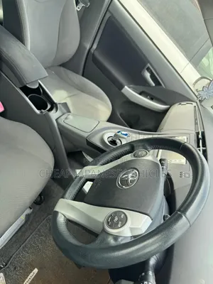 Toyota Prius 2012 Silver