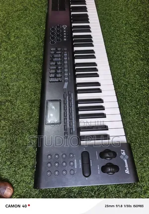 M Audio Axiom 61keys