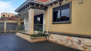 3bdrm House in Namugongo, Wakiso / Wakiso for sale
