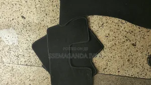 Subaru Forester Second Hand Woolen Car Floor Mats or Carpets