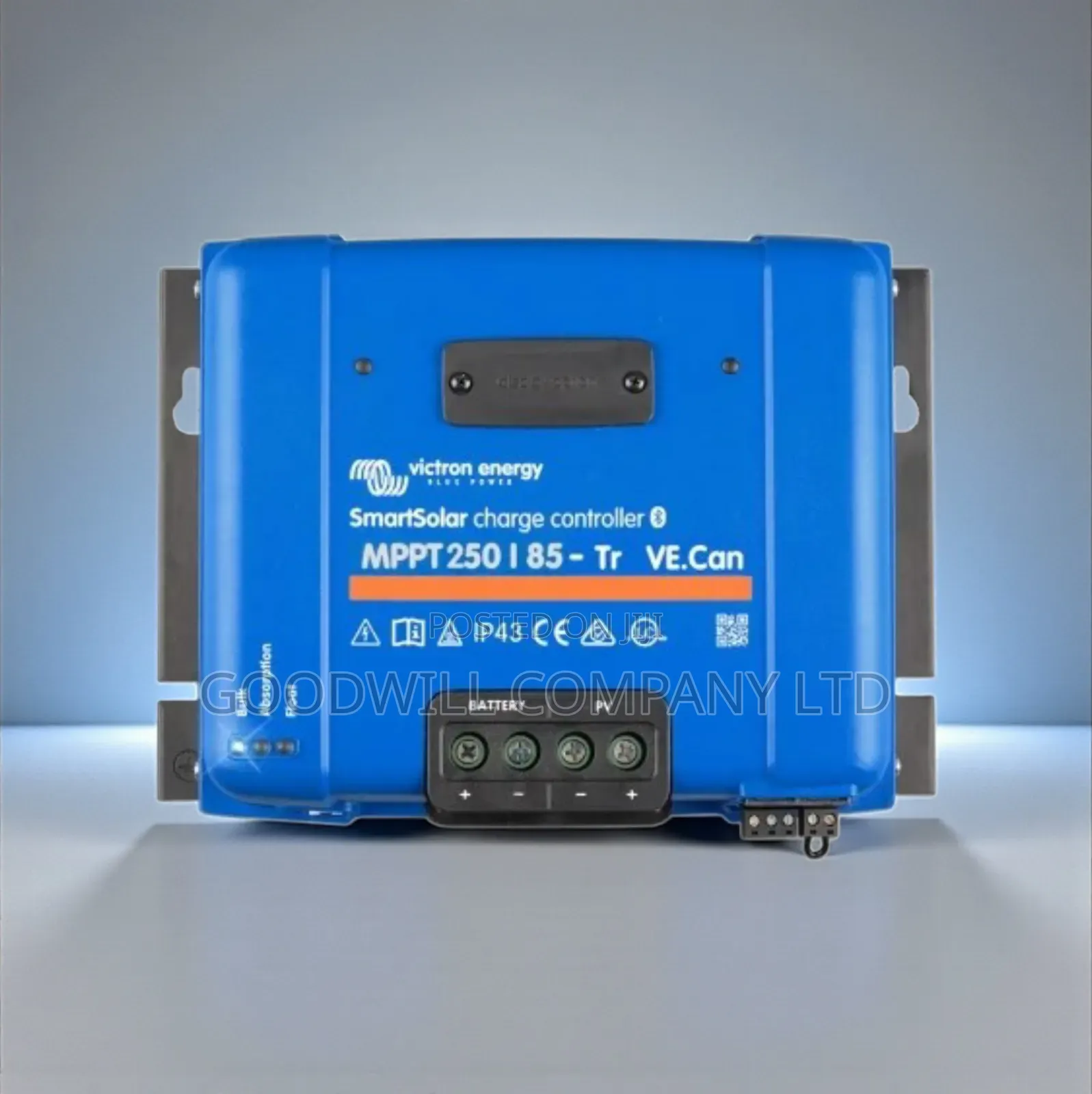 250/ 85tr Victron Interstellar MPPT Charge Controller