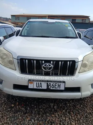 Toyota Land Cruiser Prado 2013 White