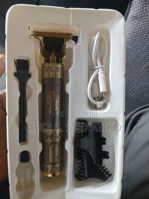 Trimming Gold Cottage Hair Machine