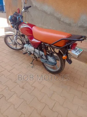Bajaj Boxer 2025 Red