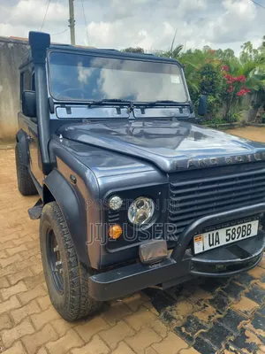 Land Rover Defender 2000 Silver