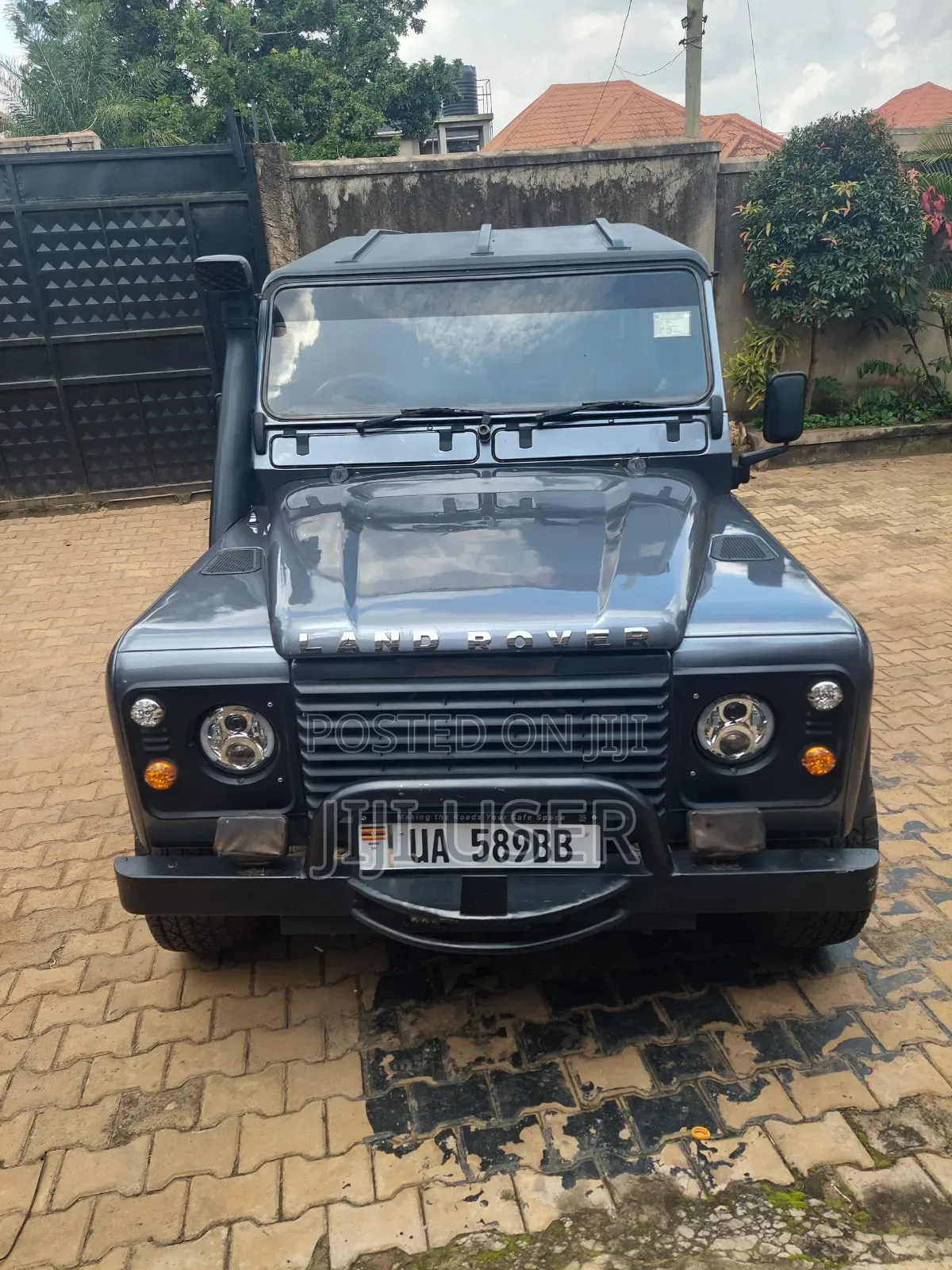 Land Rover Defender 2000 Silver