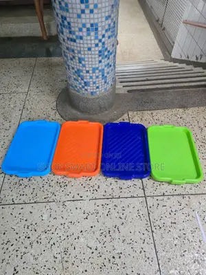 Stackable Plastic Serving Trats Stackable Plastic Serving Trays 12pcs