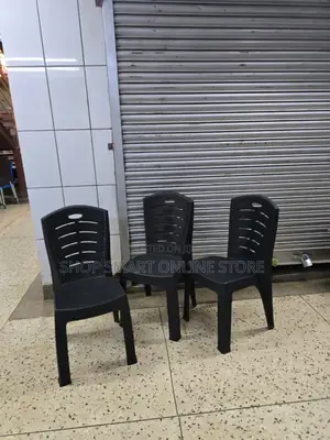 Prairies Dining Plastic Chairs Plastic Chairs