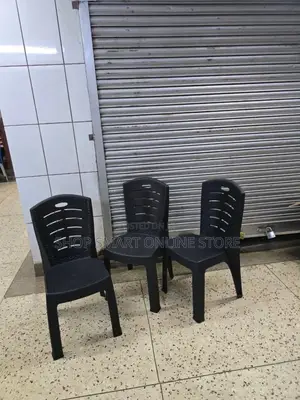 Prairies Dining Plastic Chairs Plastic Chairs