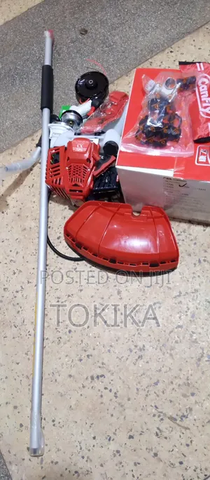 520 Can Fly 2 Stroke Brush Cutter/ Grasscutter