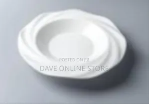 6 Flower Shaped Melamine Plates
