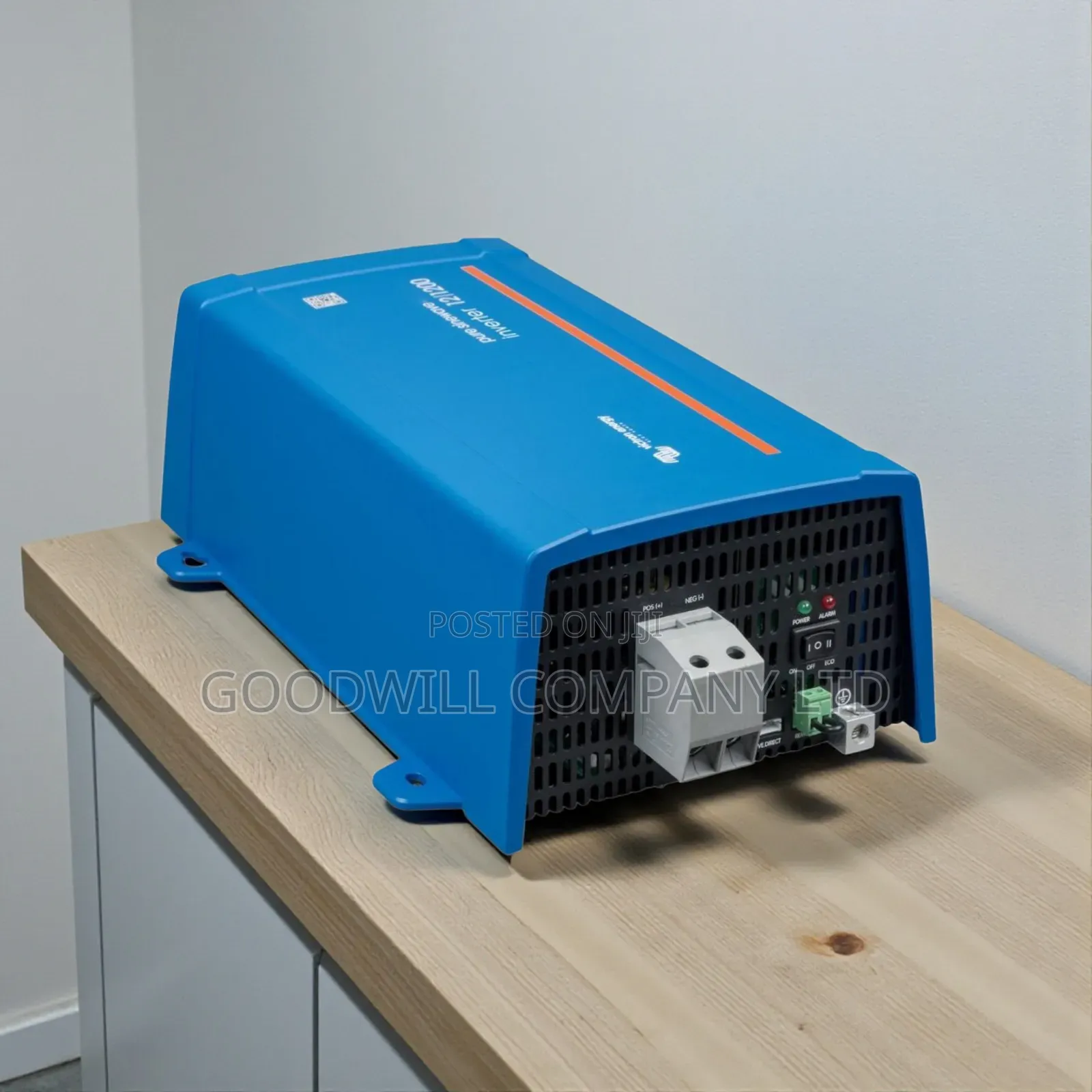 1200w 12v Interstellar Victron Inverter