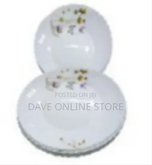 Set of 6 Snow White Curved Ceramic Dinner Plates
