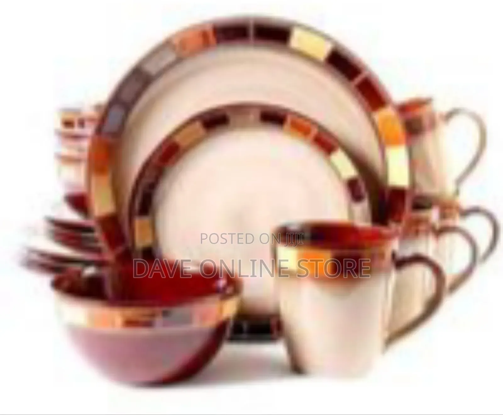 24 Piece Set of Ceramic Dinnerware