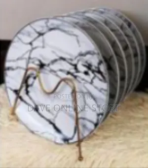 6 Piece Set of Ceramic Dinner Plates